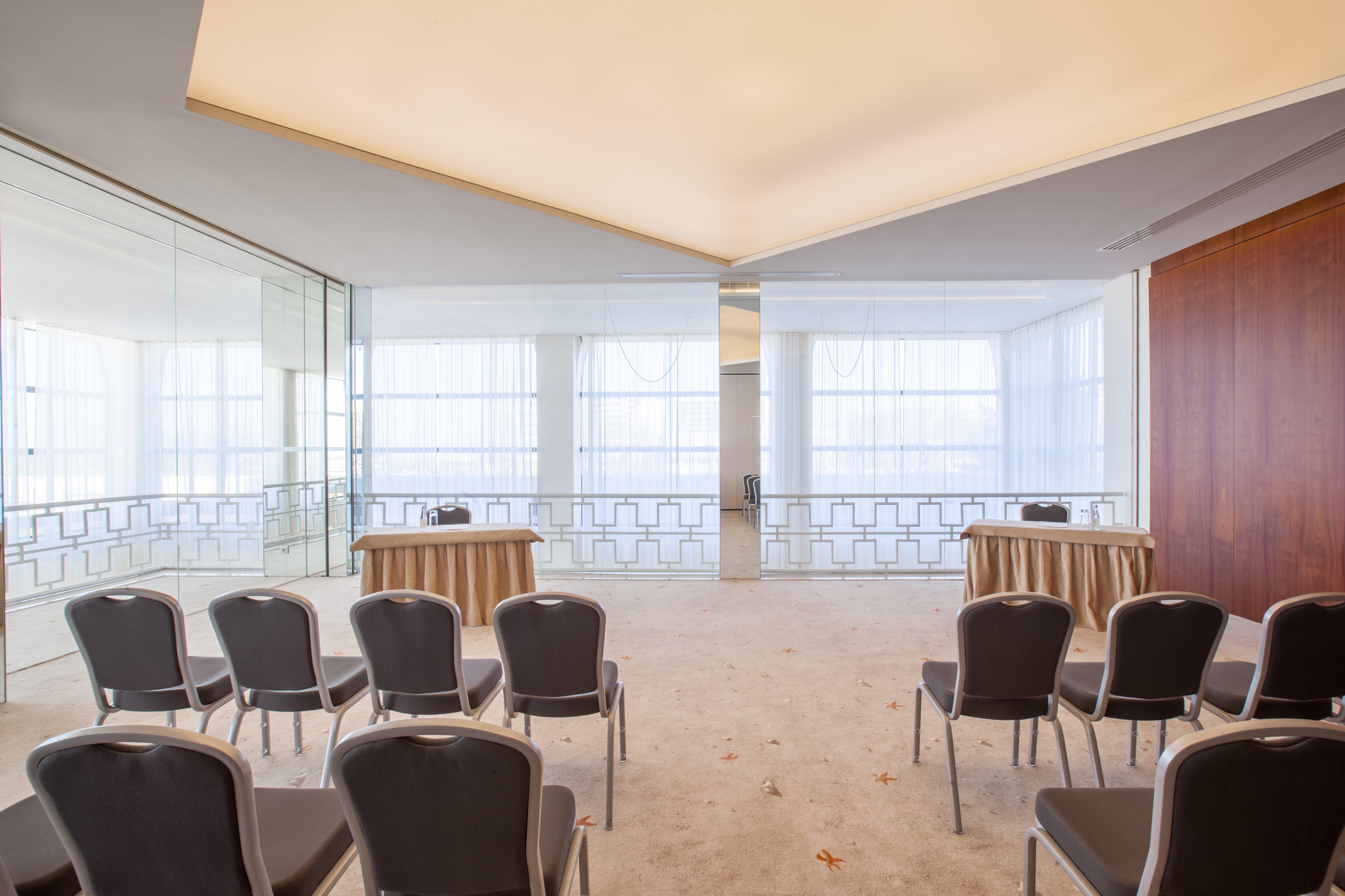 คราวน์ พลาซา วีลาโมวรา Hotel วิลาโมรา ภายนอก รูปภาพ The press conference room