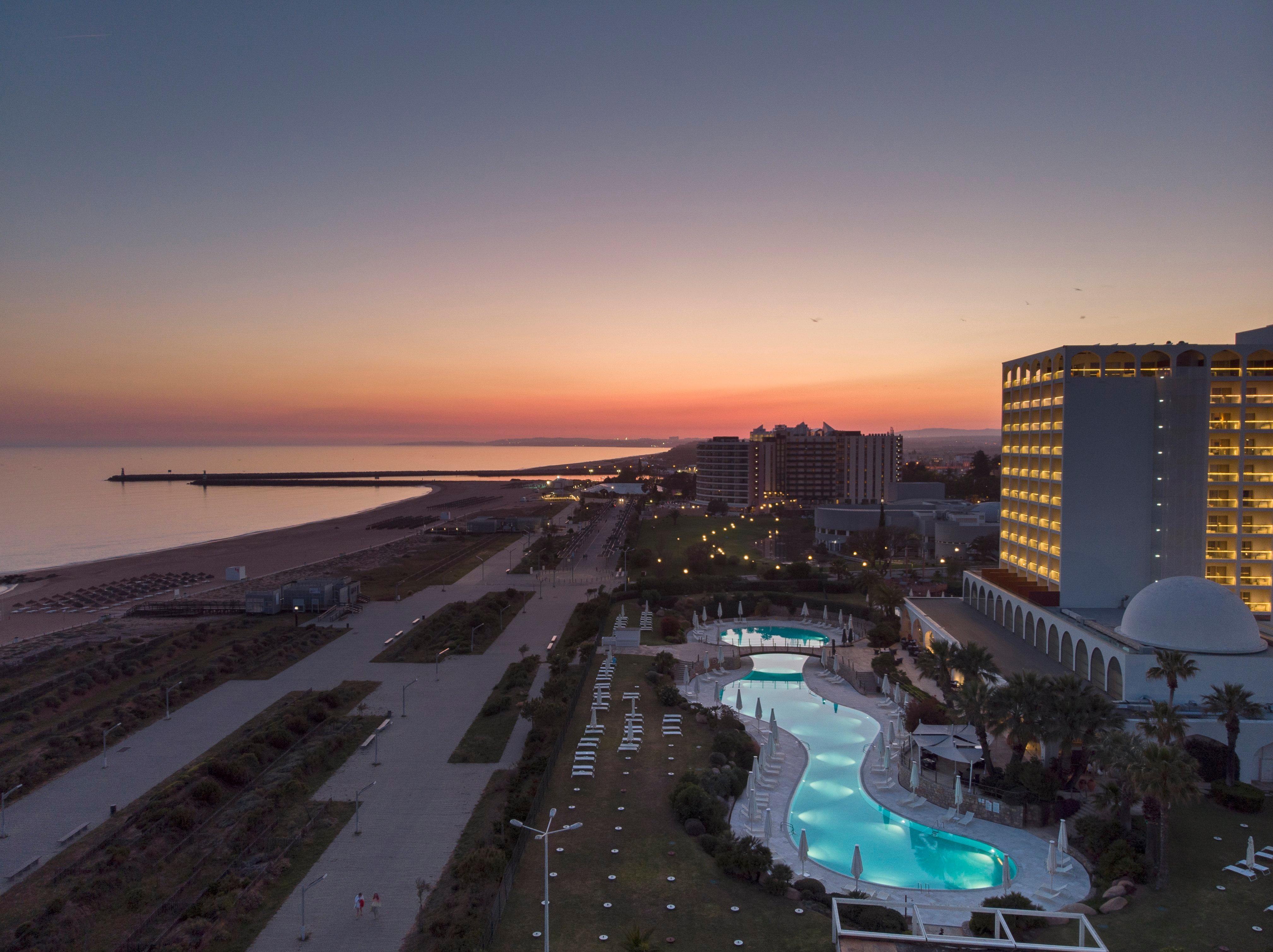 คราวน์ พลาซา วีลาโมวรา Hotel วิลาโมรา ภายนอก รูปภาพ Sunset at the beach of Nikiti